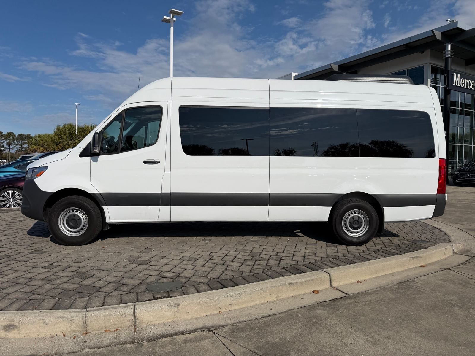 2025 Mercedes-Benz Sprinter 2500 Passenger 170 WB High Roof