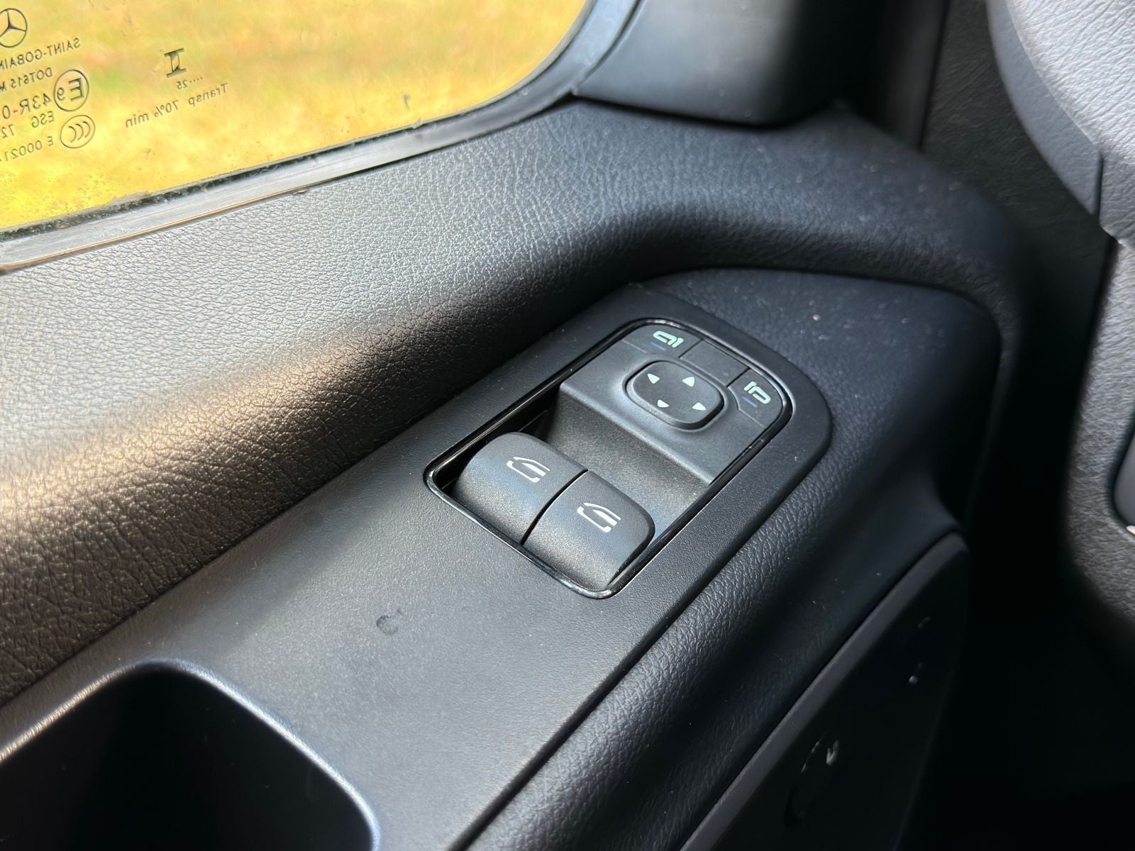 2025 Mercedes-Benz Sprinter 2500 Passenger 170 WB High Roof