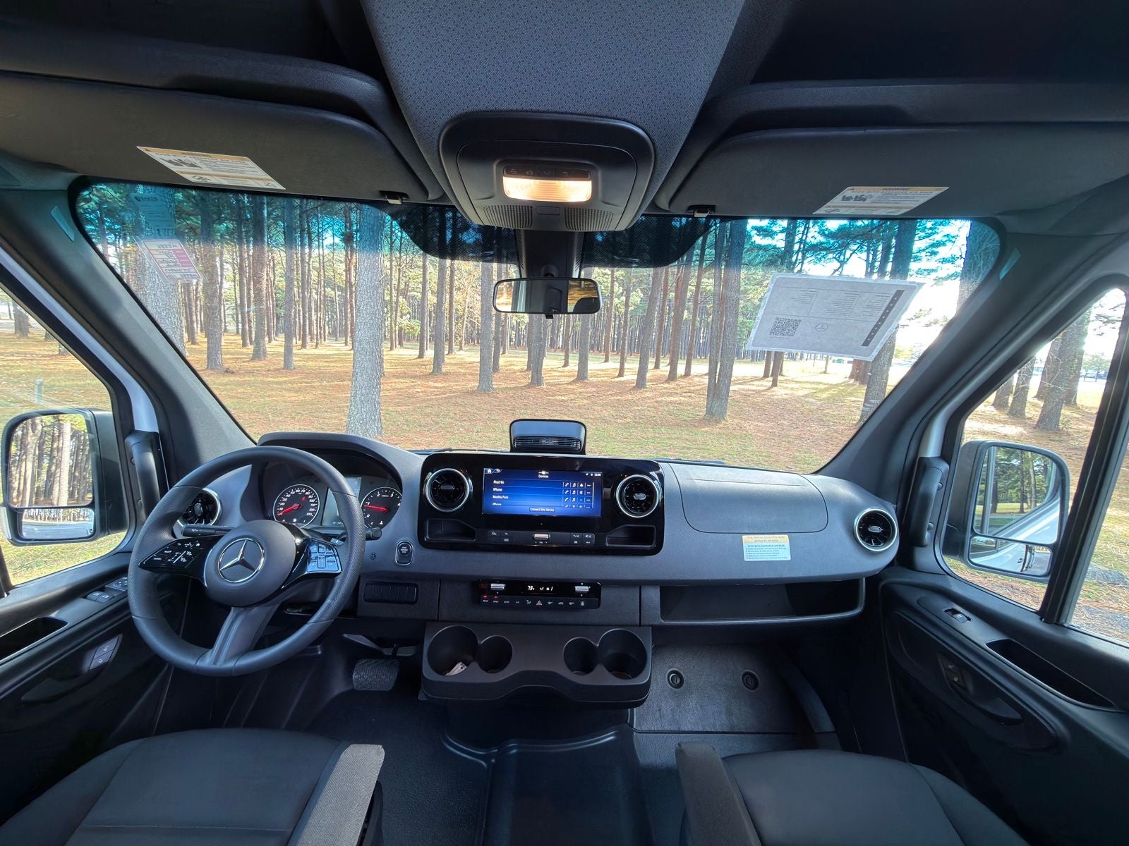 2025 Mercedes-Benz Sprinter 2500 Passenger 170 WB High Roof