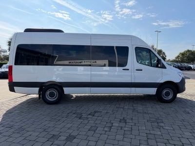 2025 Mercedes-Benz Sprinter 2500 Passenger 170 WB High Roof