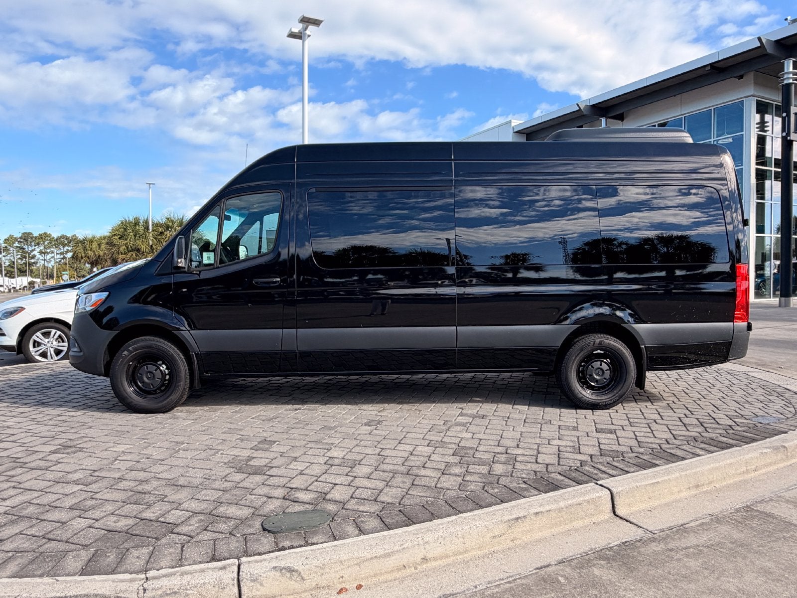 2026 Mercedes-Benz Sprinter 2500 Passenger 170 WB High Roof