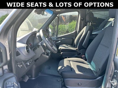 2023 Mercedes-Benz Sprinter 2500 LUXURY 11 SEAT PASSENGER 144 WB
