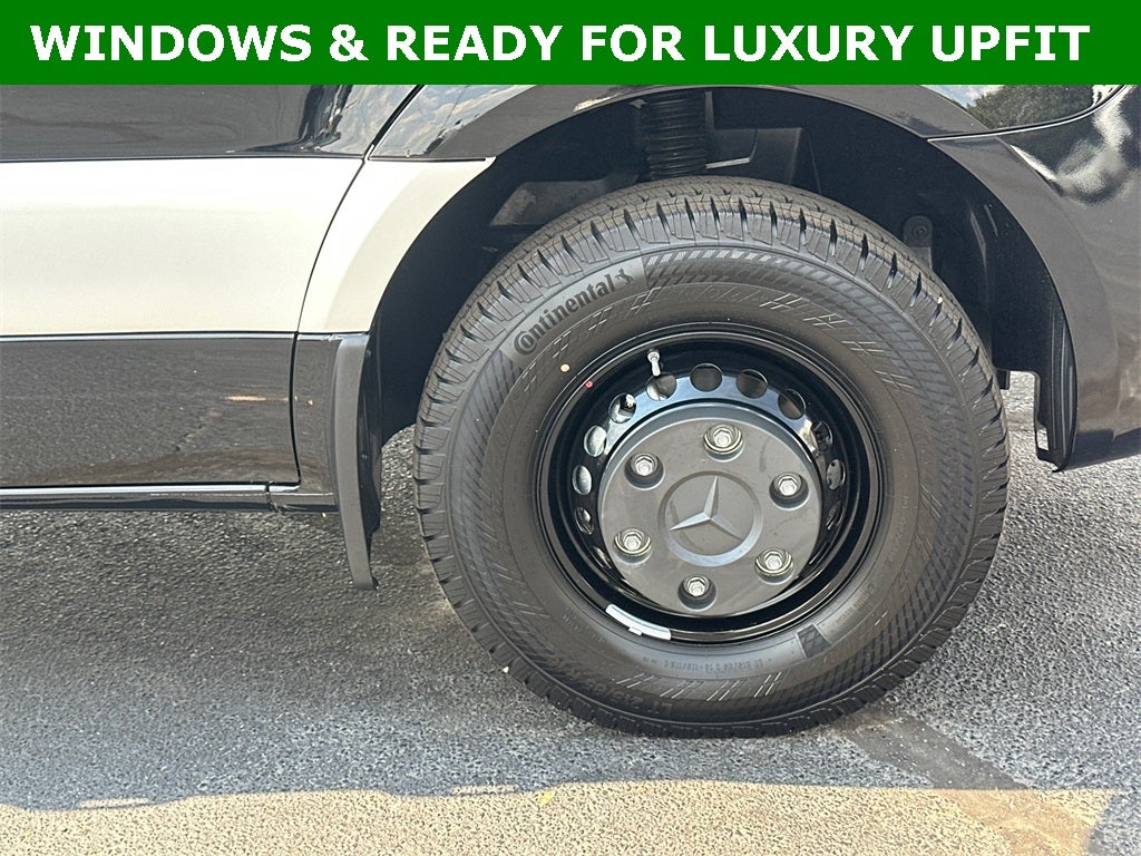 2025 Mercedes-Benz Sprinter 3500 Cargo 170 WB Extended