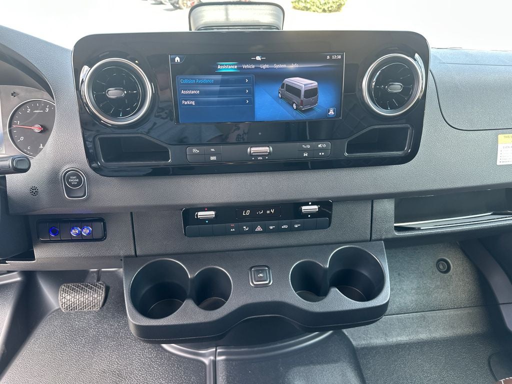 2025 Mercedes-Benz Sprinter 3500 Cargo 170 WB Extended