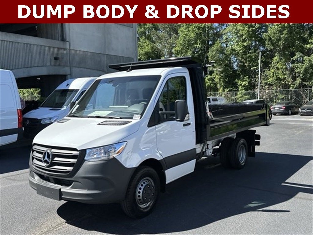 2024 Mercedes-Benz Sprinter 3500 Cab Chassis 144 WB