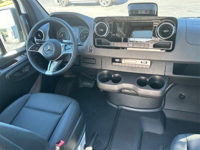 2025 Mercedes-Benz Sprinter 2500 Cargo 144 WB