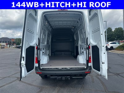 2026 Mercedes-Benz Sprinter 2500 Cargo 144 WB
