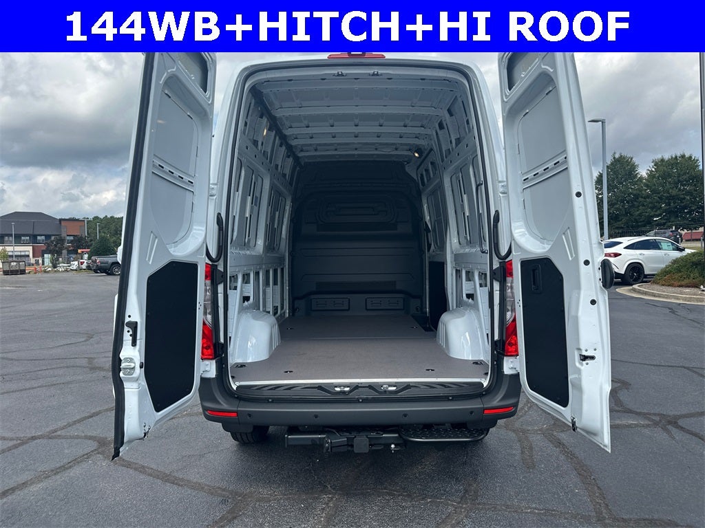 2026 Mercedes-Benz Sprinter 2500 Cargo 144 WB