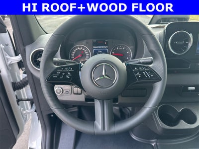 2025 Mercedes-Benz Sprinter 2500 Cargo 144 WB