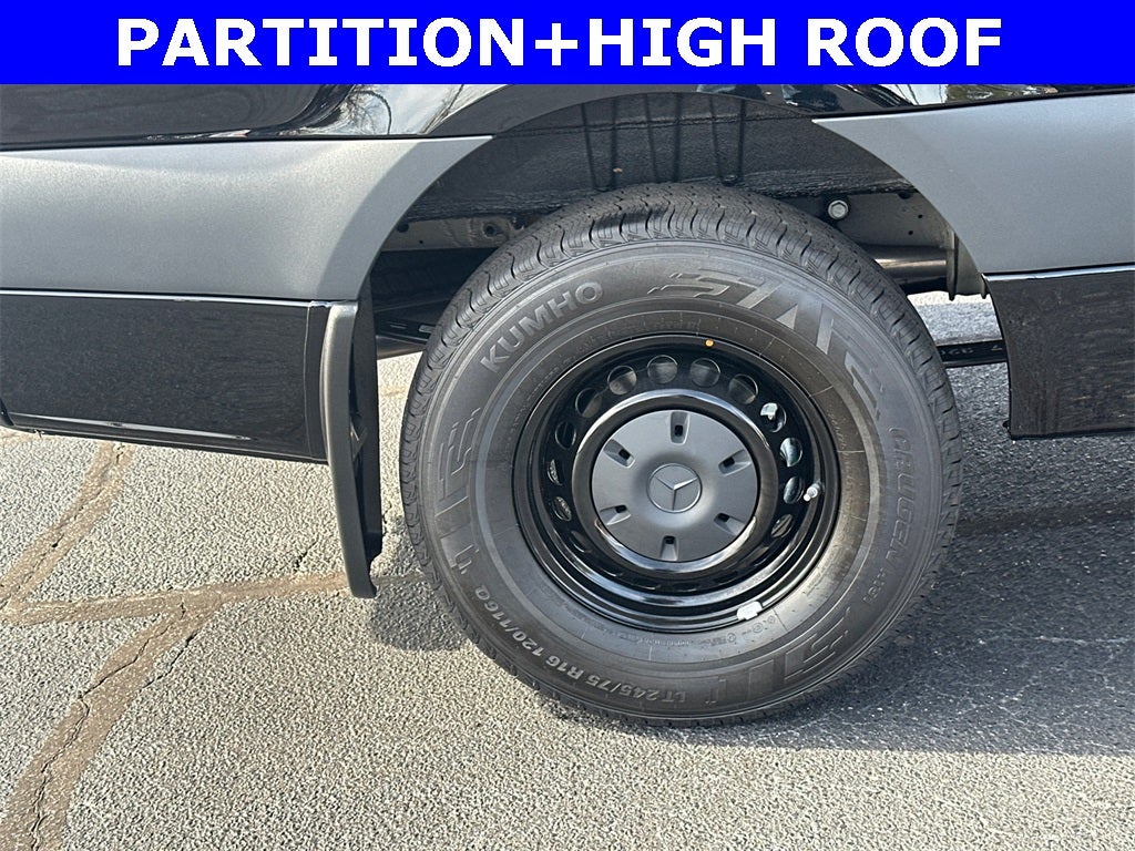 2026 Mercedes-Benz Sprinter 2500 Cargo 144 WB