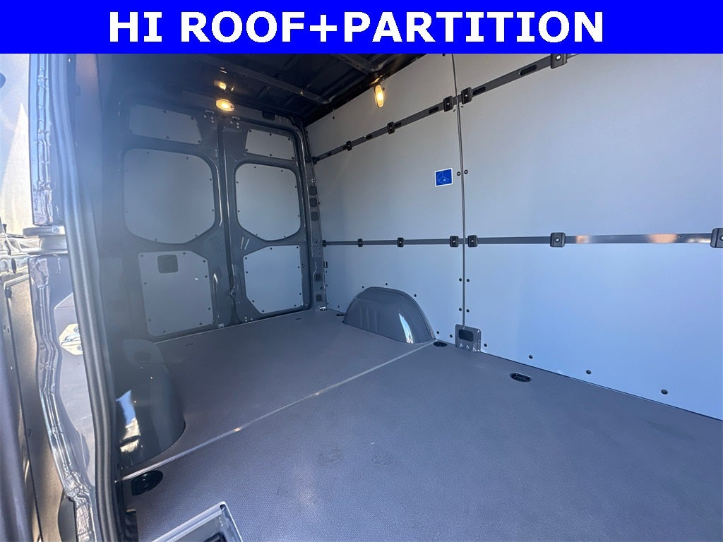 2026 Mercedes-Benz Sprinter 2500 Cargo 144 WB