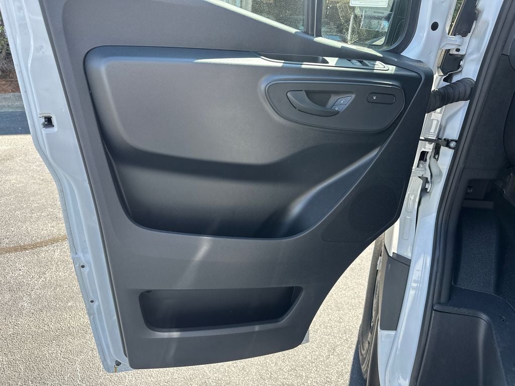 2025 Mercedes-Benz Sprinter 2500 Cargo 170 WB High Roof