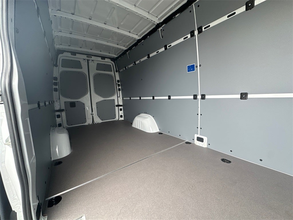 2026 Mercedes-Benz Sprinter 2500 Cargo 170 WB High Roof