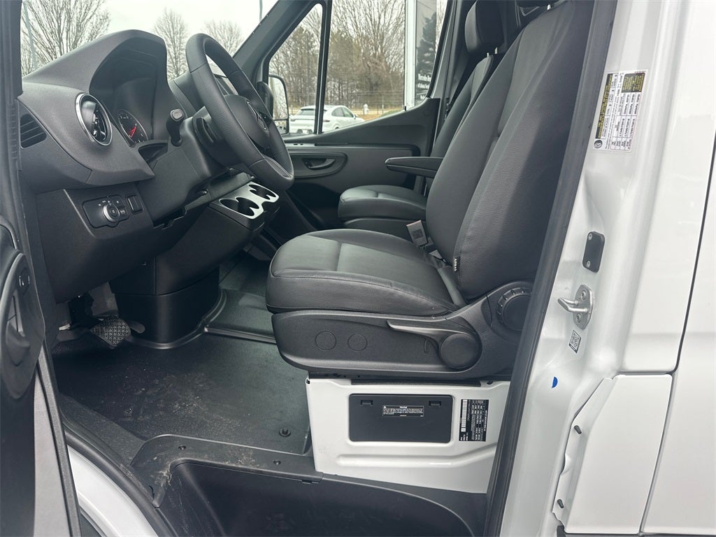 2026 Mercedes-Benz Sprinter 2500 Cargo 170 WB High Roof