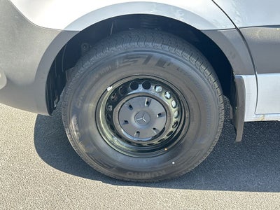 2025 Mercedes-Benz Sprinter 2500 Cargo 170 WB High Roof