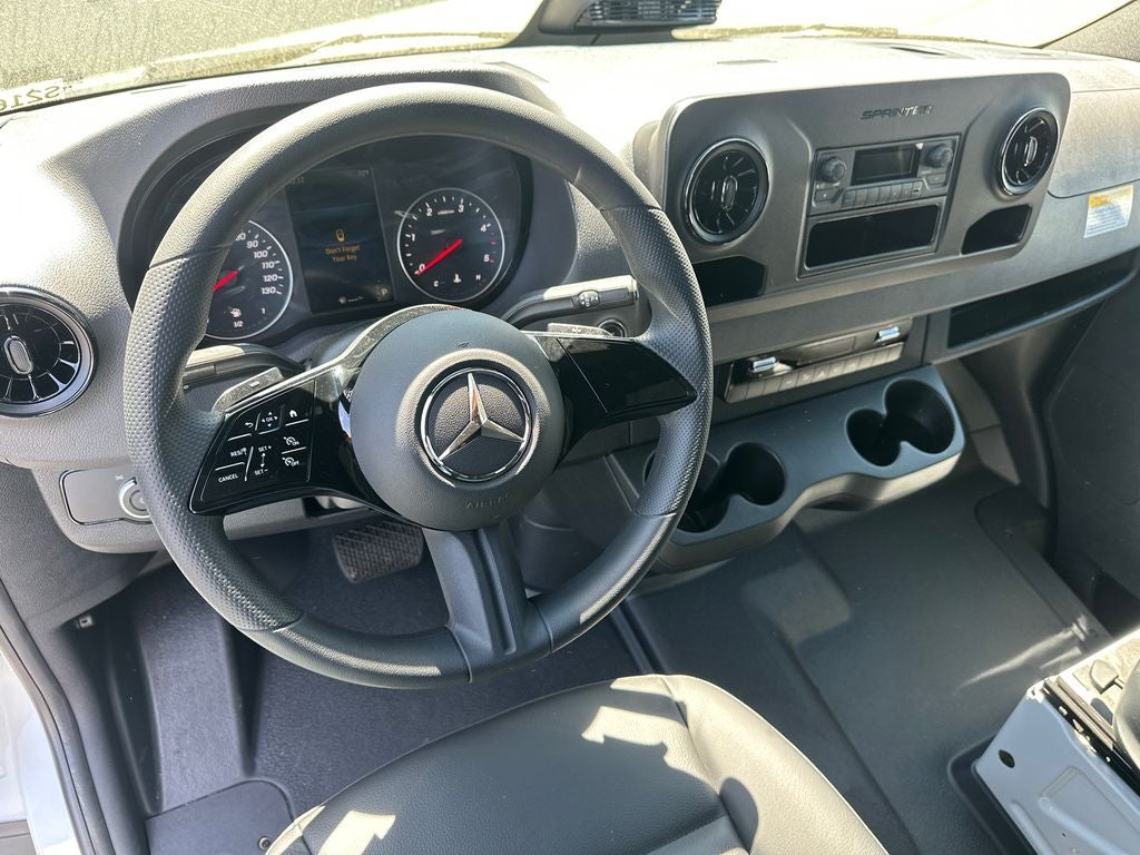 2025 Mercedes-Benz Sprinter 2500 Cargo 170 WB High Roof