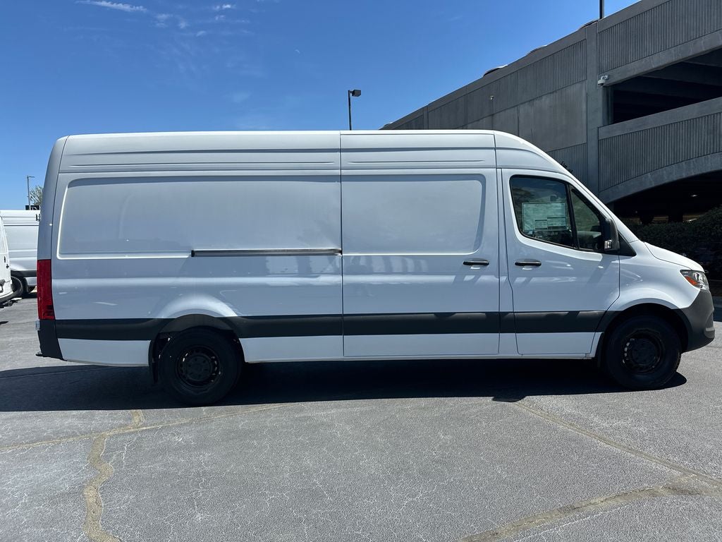2025 Mercedes-Benz Sprinter 2500 Cargo 170 WB High Roof