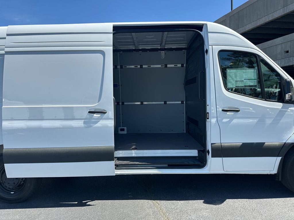 2026 Mercedes-Benz Sprinter 2500 Cargo 170 WB High Roof