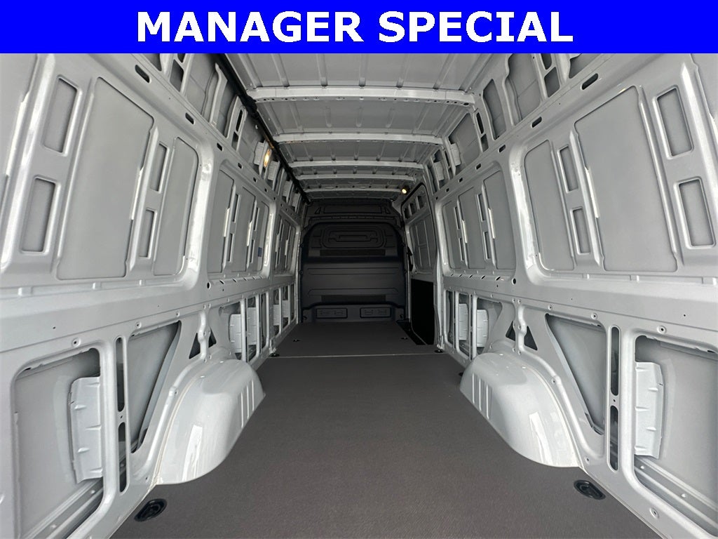 2025 Mercedes-Benz Sprinter 2500 Cargo 170 WB Extended