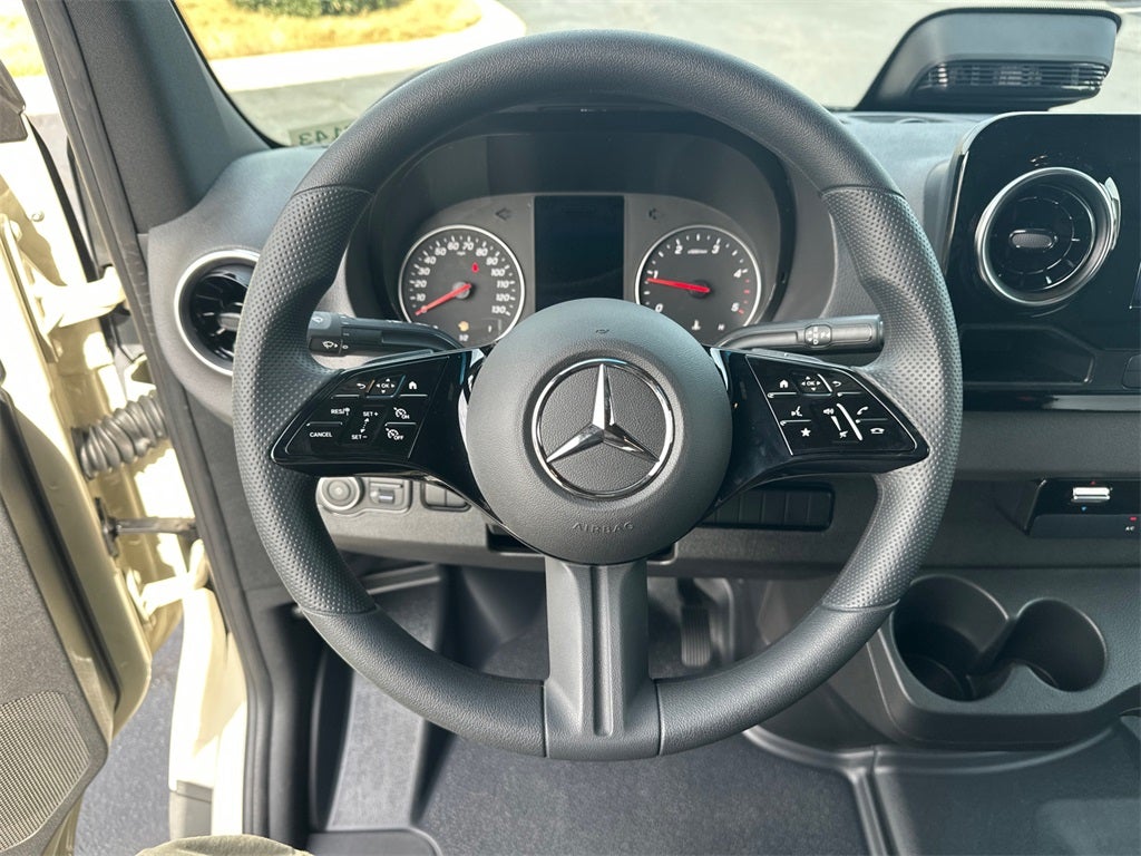 2026 Mercedes-Benz Sprinter 2500 Cargo 170 WB Extended