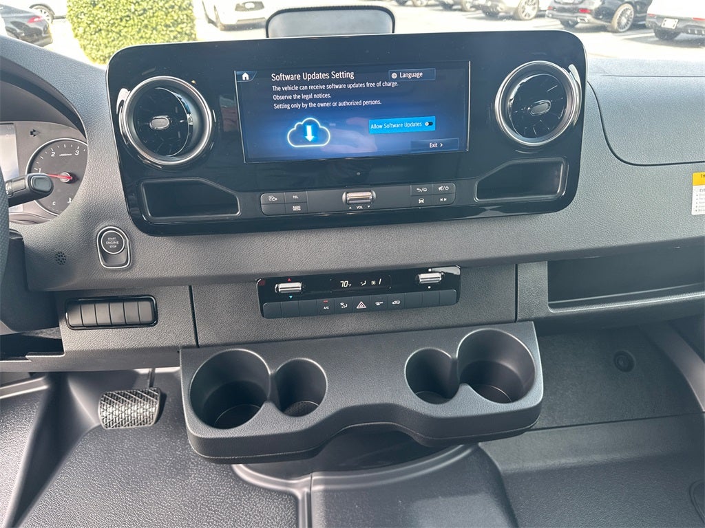 2026 Mercedes-Benz Sprinter 2500 Cargo 170 WB Extended