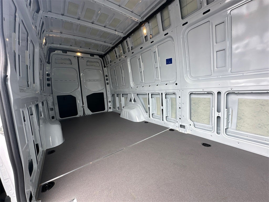 2025 Mercedes-Benz Sprinter 2500 Cargo 170 WB High Roof