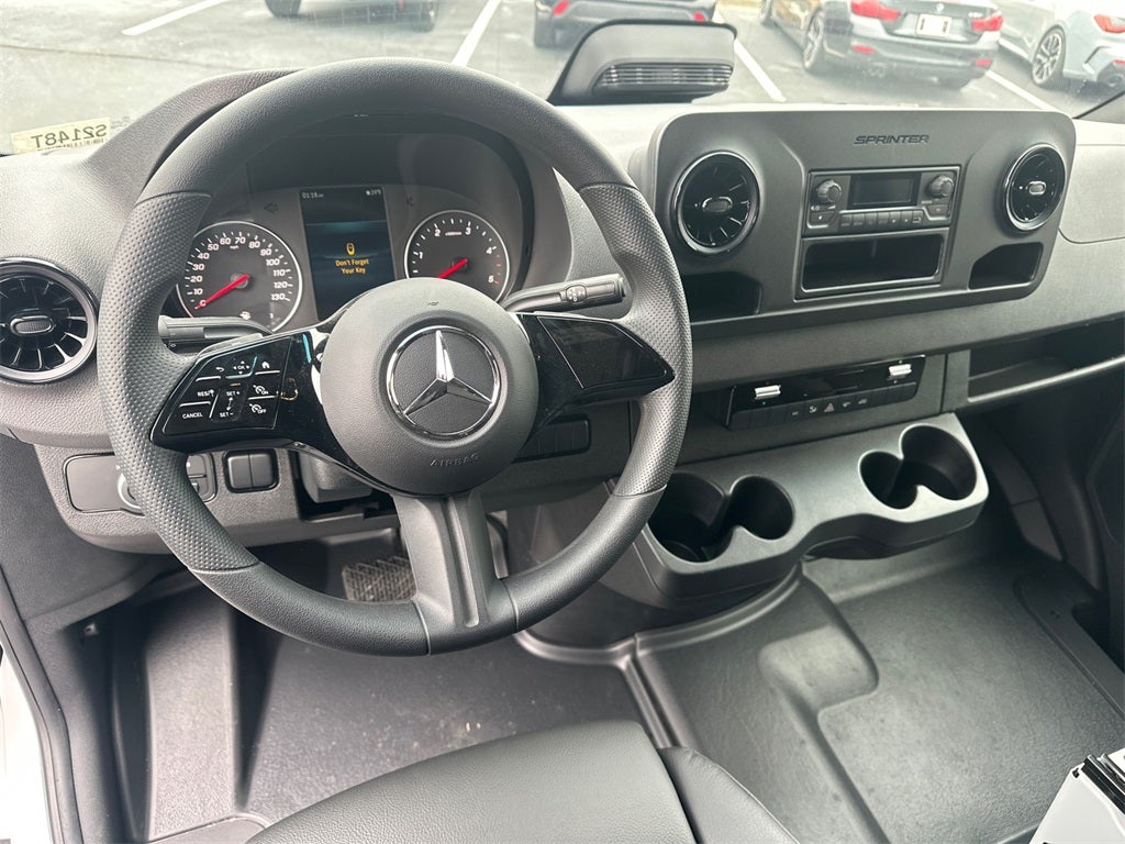 2025 Mercedes-Benz Sprinter 2500 Cargo 170 WB High Roof