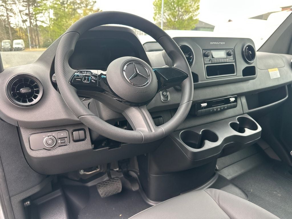 2025 Mercedes-Benz Sprinter 2500 Cargo 170 WB High Roof
