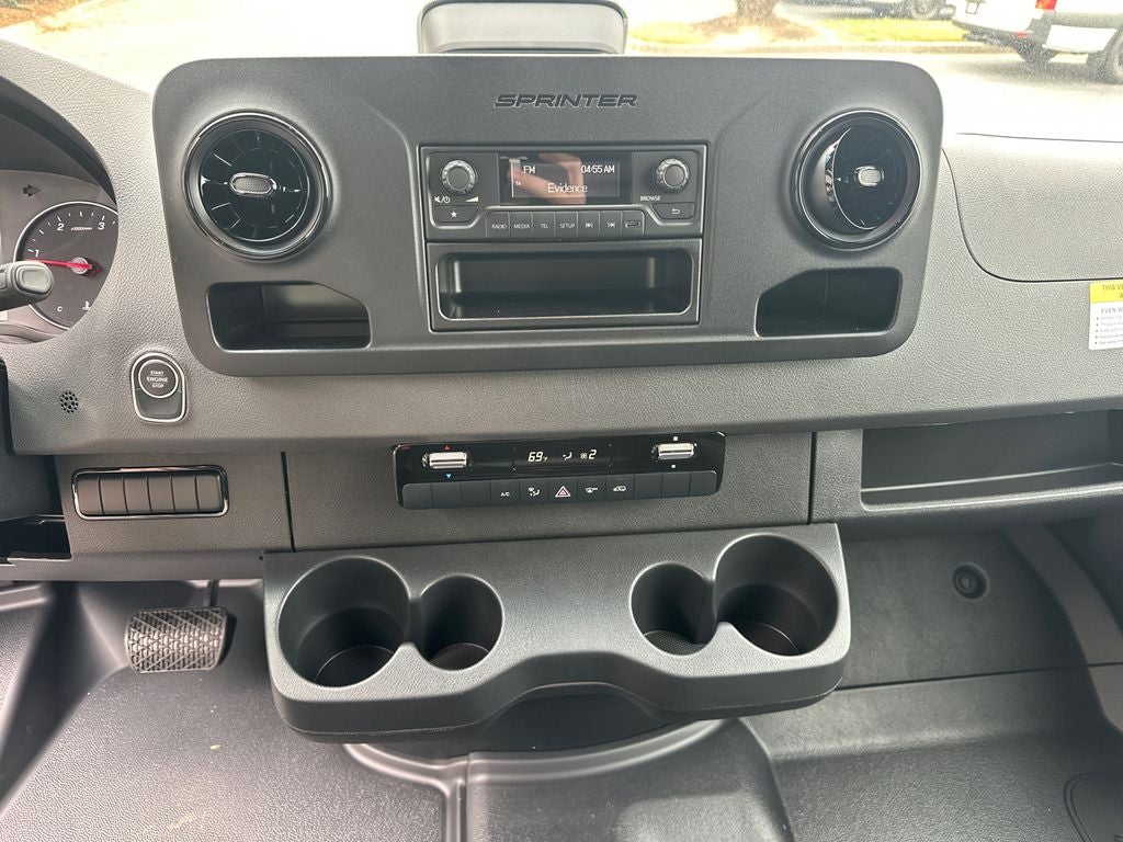 2025 Mercedes-Benz Sprinter 2500 Cargo 170 WB High Roof