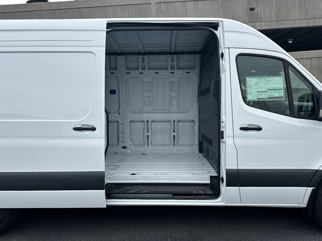 2025 Mercedes-Benz Sprinter 2500 Cargo 170 WB High Roof