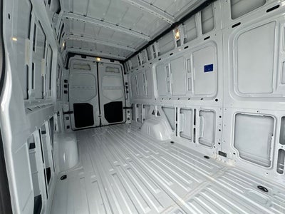 2025 Mercedes-Benz Sprinter 2500 Cargo 170 WB High Roof