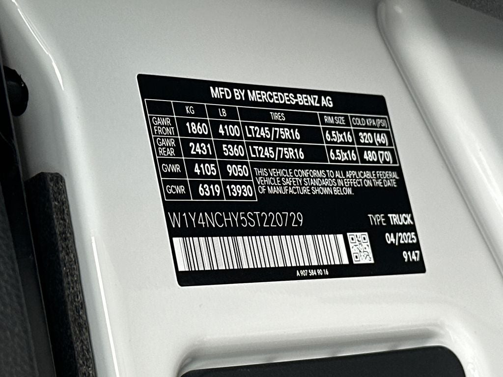 2025 Mercedes-Benz Sprinter 2500 Cargo 170 WB High Roof