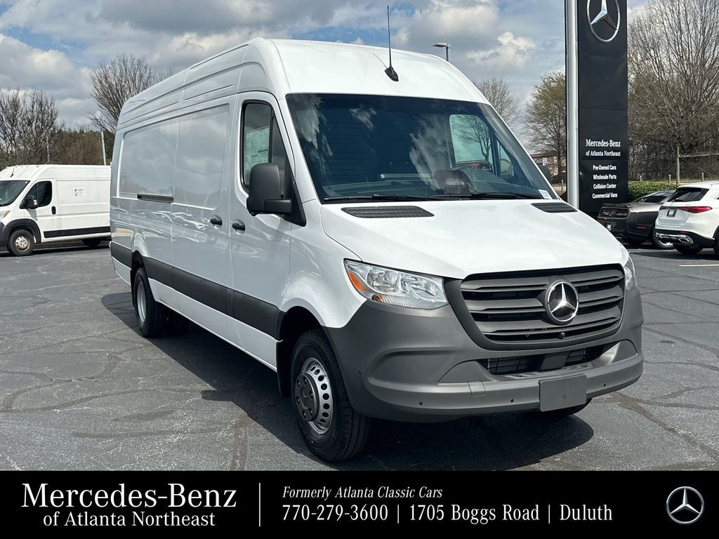 2026 Mercedes-Benz Sprinter 3500 Cargo 170 WB Extended