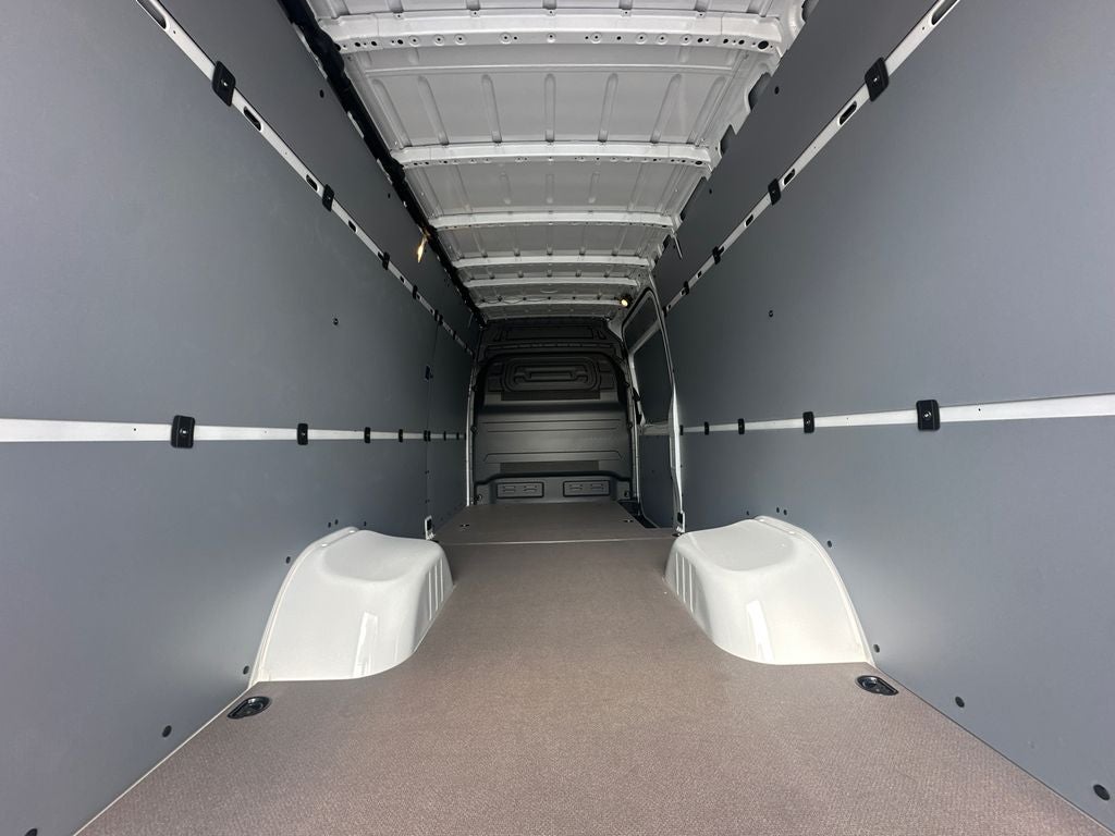 2026 Mercedes-Benz Sprinter 3500 Cargo 170 WB Extended