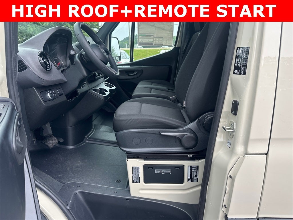 2025 Mercedes-Benz Sprinter 3500 Cargo 170 WB High Roof