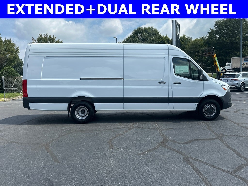 2025 Mercedes-Benz Sprinter 3500 Cargo 170 WB High Roof