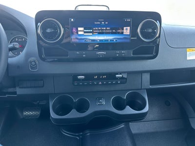 2026 Mercedes-Benz Sprinter 2500 Passenger 170 WB High Roof