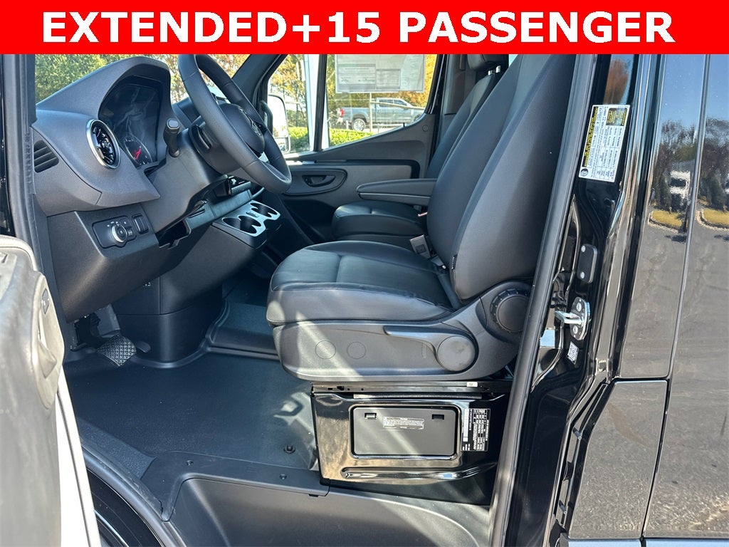 2026 Mercedes-Benz Sprinter 2500 Passenger 170 WB High Roof