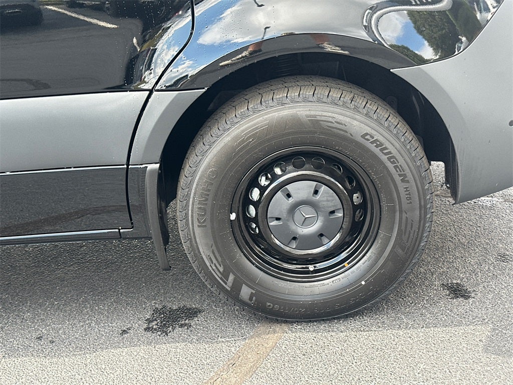 2025 Mercedes-Benz Sprinter 2500 Passenger 144 WB