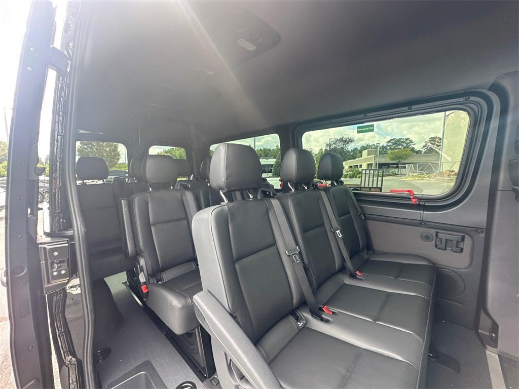 2025 Mercedes-Benz Sprinter 2500 Passenger 144 WB