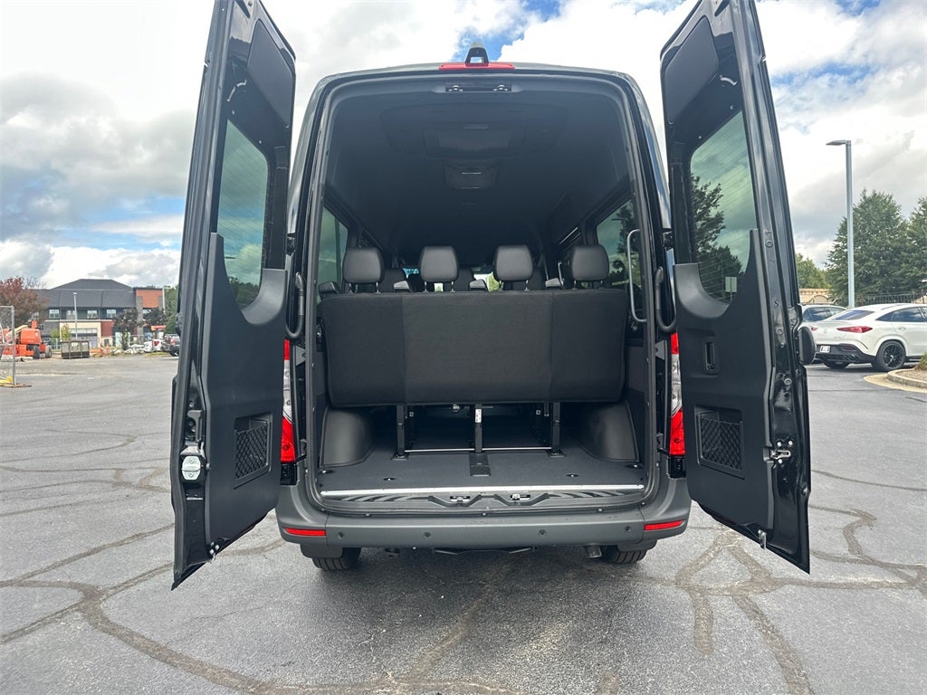 2025 Mercedes-Benz Sprinter 2500 Passenger 144 WB