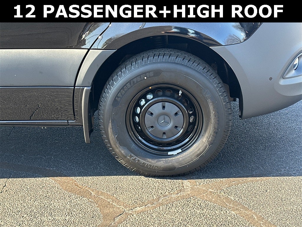 2025 Mercedes-Benz Sprinter 2500 Passenger 144 WB