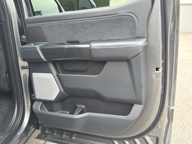 2027 Ford F-250SD Platinum