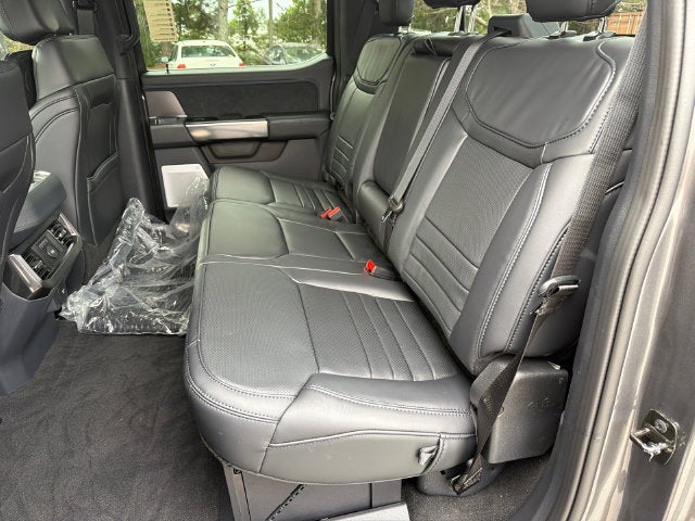 2027 Ford F-250SD Platinum