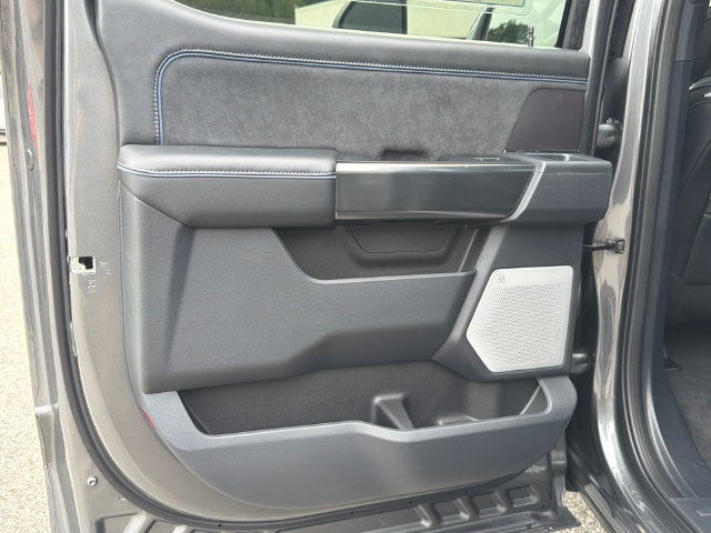 2027 Ford F-250SD Platinum