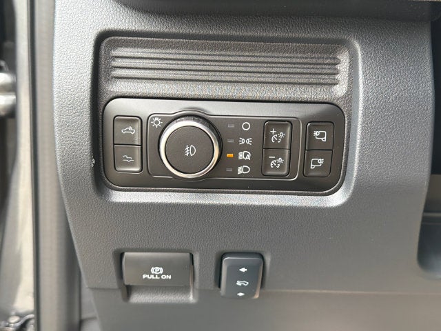 2027 Ford F-250SD Platinum
