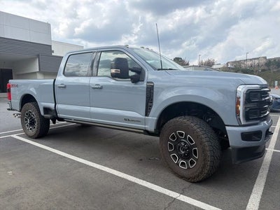 2025 Ford F-250SD Platinum