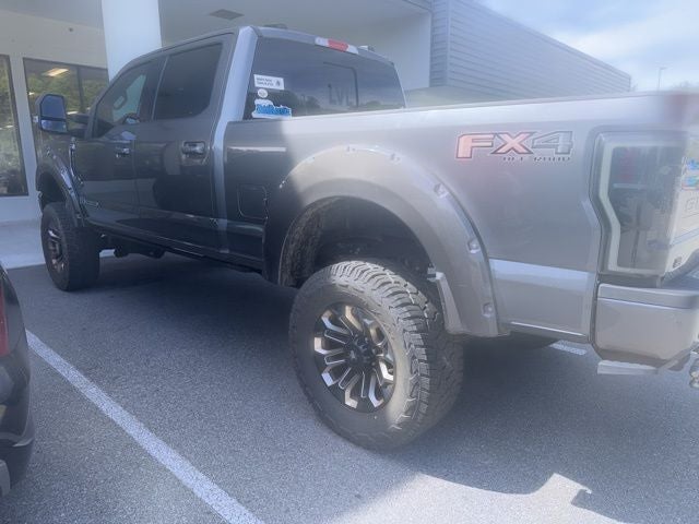 2021 Ford F-250SD Lariat BLACK WIDOW
