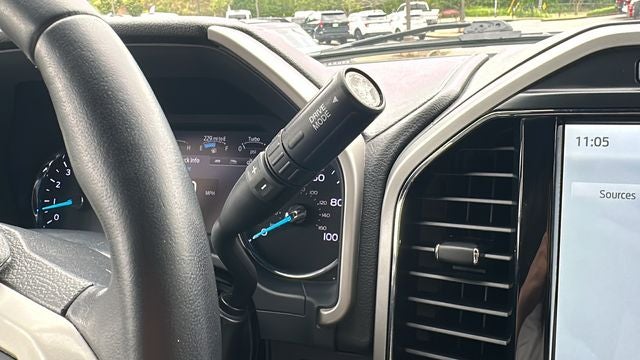2022 Ford F-350SD Lariat