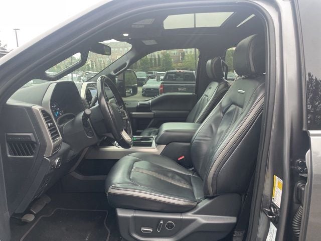 2022 Ford F-350SD Platinum